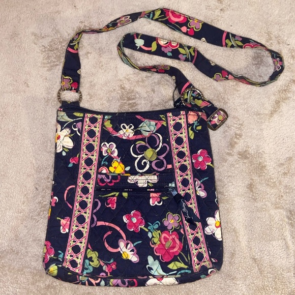 Vera Bradley hipster crossbody - Picture 1 of 3